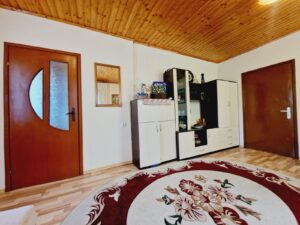 Имоти Денева продава къща в село намиращо се на 5 км.от гр. Добрич​