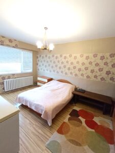 Имоти Денева продава ЧЕТИРИСТАЕН апартамент в предпочитаната част на кв.Балик в близост до пазарчето, гр. Добрич​