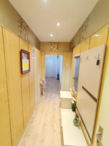 Имоти Денева продава ЧЕТИРИСТАЕН апартамент в предпочитаната част на кв.Балик в близост до пазарчето, гр. Добрич​