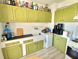 Недвижими имоти Денева продава тухлен, многостаен апартамент с гараж в кв. Добротица на гр. Добрич